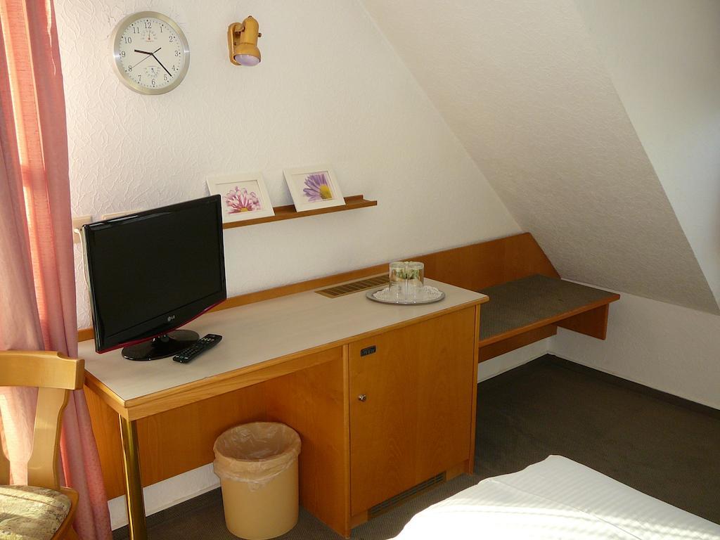 Hotel Garni Schmid Neu-Ulm Room photo